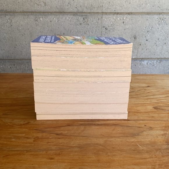 7 x Softcover “Treehouse” Chapter Books - Picture 4 of 7